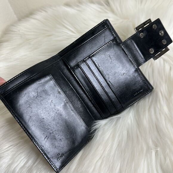 COPY - 💯Authentic Fendi Short Wallet 🍀 - Picture 8 of 15